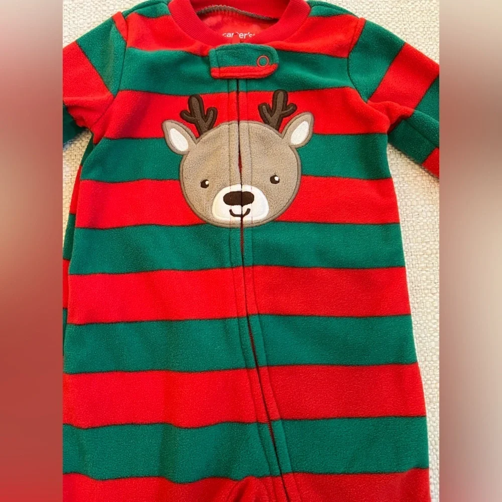 CARTER’S XMAS REINDEER FLEECE BABY SLEEPER. 6 MONTHS